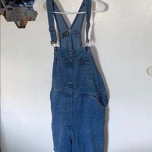 Overall shorts